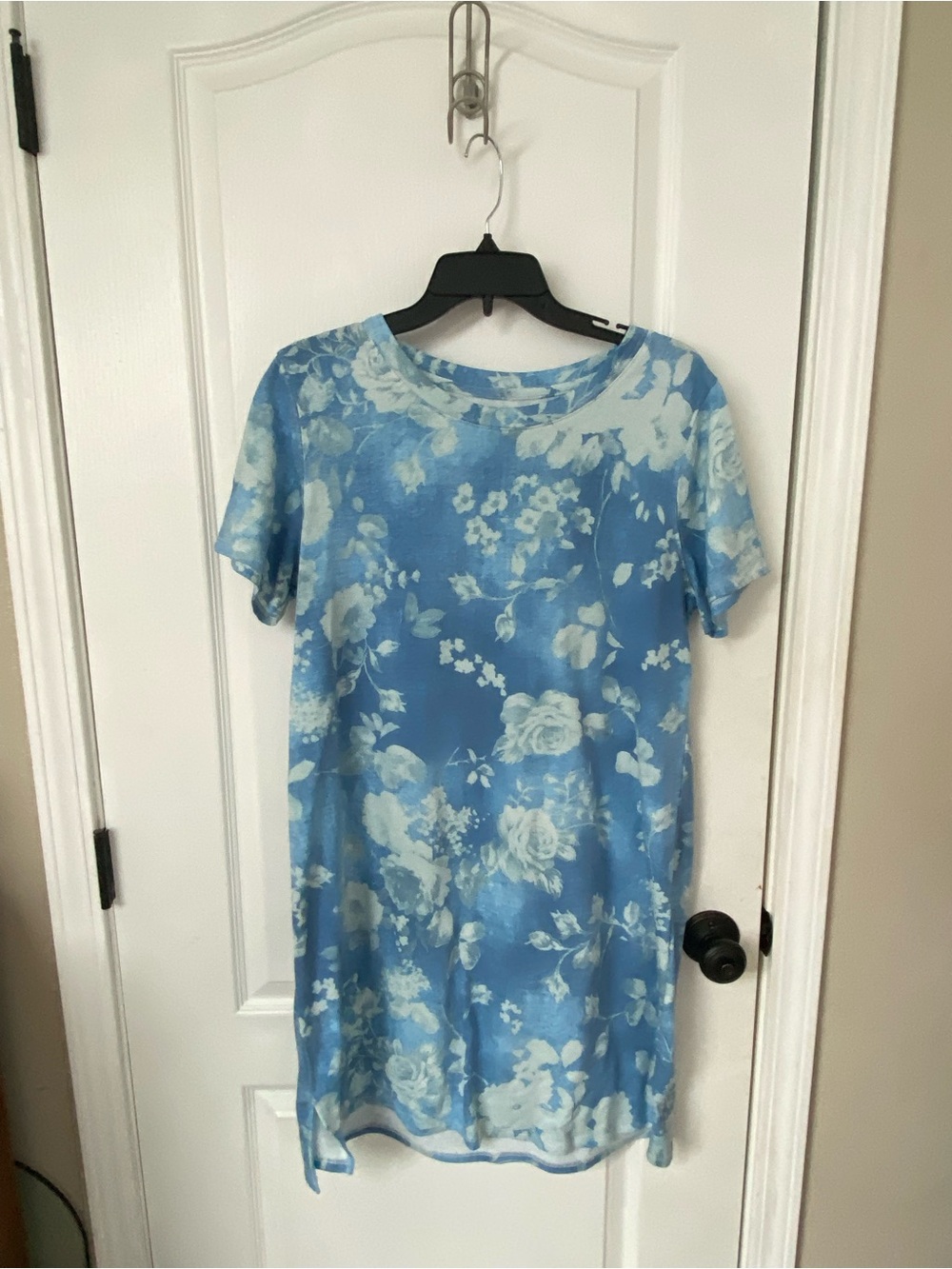 Women's Blue Floral Short-Sleeve Mini Dress